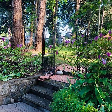 Saanichton Waterfront 2Br Suite With Superb Views Екстер'єр фото